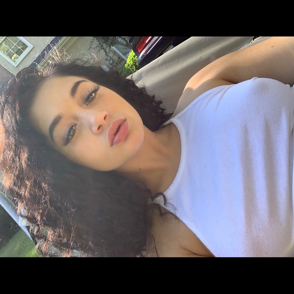 Meet your Posher, Marlana